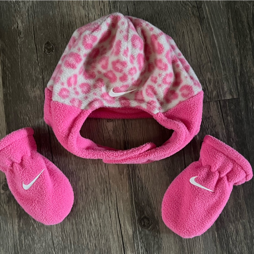 Nike hat and mittens set for infants